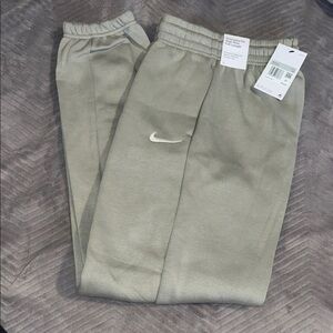 Nike Women's Olive Sweat Pants